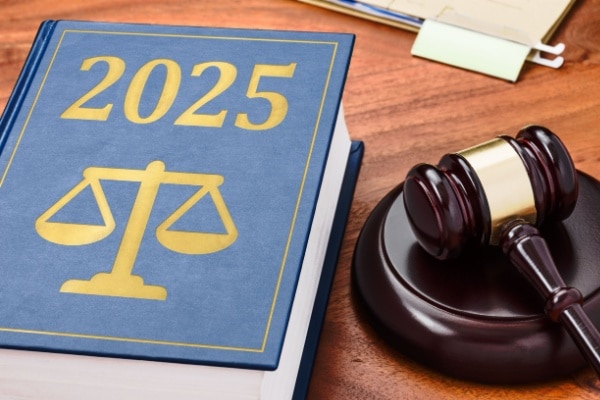 En attente de la loi de finances 2025 : des précisions bienvenues ! 12 Qontum | En attente de la loi de finances 2025 : des précisions bienvenues !