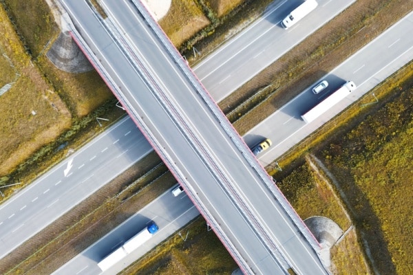 Taxe sur la distance parcourue sur le réseau autoroutier concédé : on en sait plus ! 8 Qontum | Taxe sur la distance parcourue sur le réseau autoroutier concédé : on en sait plus !