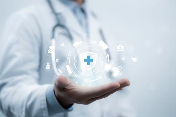 Qontum | Complémentaire santé solidaire : quel plafond de ressources ?