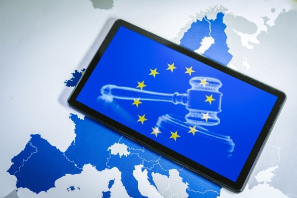 Loi d’adaptation au droit européen : les mesures sociales 8 Qontum | Loi d’adaptation au droit européen : les mesures sociales