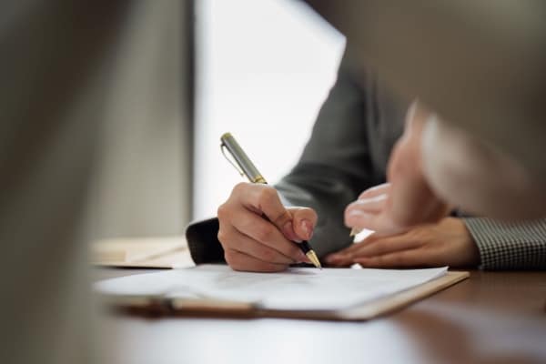 Shutterstock_taxeconventionsassurances Qontum | Taxe sur les conventions d’assurances : c’est (déjà ?) parti pour les nouveautés