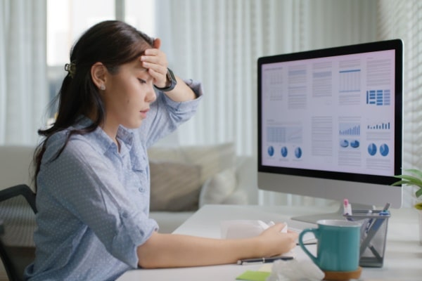 Qontum | C’est l’histoire d’un employeur qui surprend un salarié malade en train de travailler pour une autre entreprise…