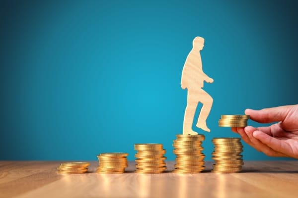 Évaluation du salarié : sur quels critères ? 12 Qontum | Évaluation du salarié : sur quels critères ?