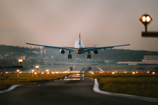 Taxe sur le transport aérien : du nouveau pour 2026 ! 7 Qontum | Taxe sur le transport aérien : du nouveau pour 2026 !
