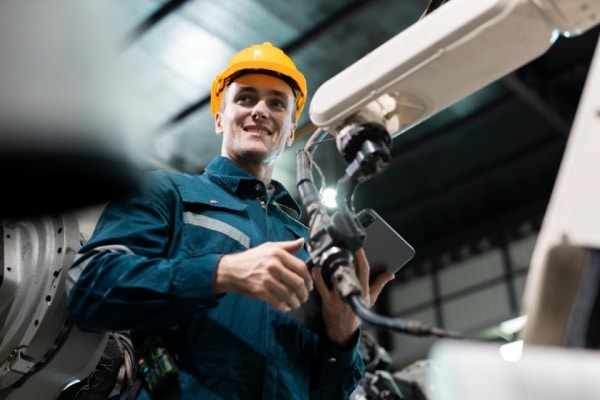 Impôts et taxes pour l’industrie : ce qui va changer en 2026 13 Qontum | Impôts et taxes pour l’industrie : ce qui va changer en 2026