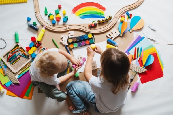 Garde d’enfants : la déclaration Pajemploi évolue en 2026 16 Qontum | Garde d’enfants : la déclaration Pajemploi évolue en 2026