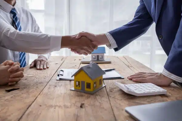 Simplification de l’action publique : quelles conséquences pour les professionnels de l’immobilier ? 8 Qontum | Simplification de l’action publique : quelles conséquences pour les professionnels de l’immobilier ?