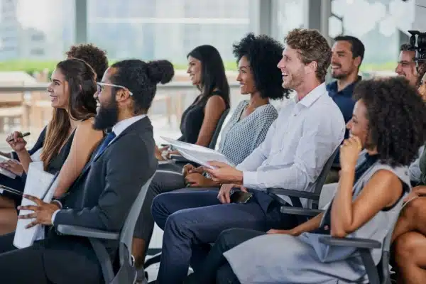 Shutterstock_formationelus Qontum | La formation des élus du CSE simplifiée