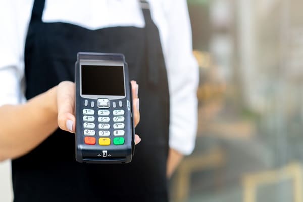 Qontum | Notes de restaurant : quelles conséquences avec la facturation électronique ?