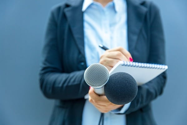 Qontum | Aide au pluralisme de la presse : 2 ans de plus