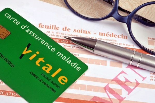 Qontum | Carte Vitale : du nouveau pour les mineurs et les services numériques