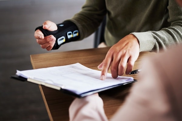 Qontum | Accident du travail et maladie professionnelle : baisse de l’indemnisation